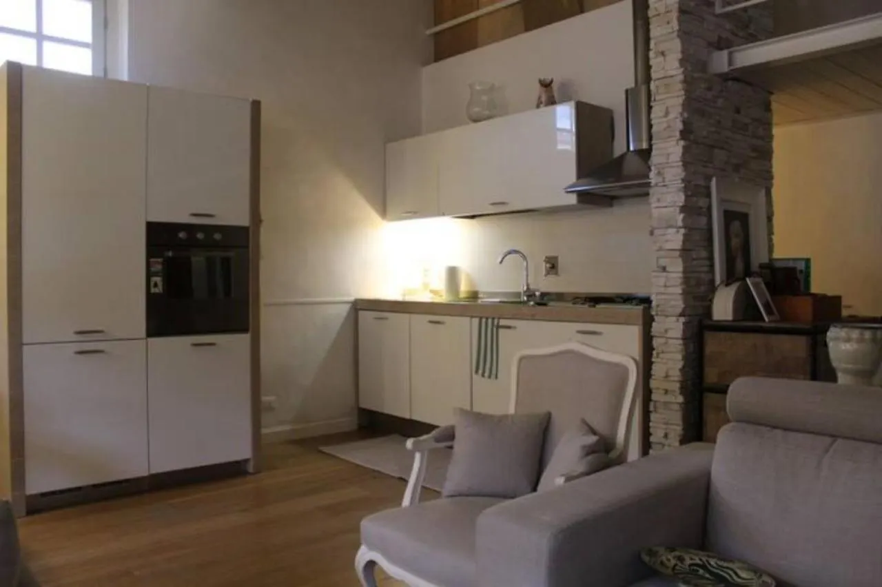 Cosy Flat In The Heart Of Флоренция